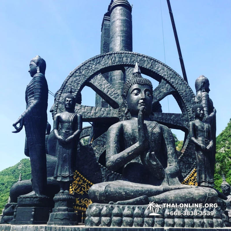 Сила Жизни экскурсия туристической компании Magic Thai Online в Паттайе, храм СПИДа в Тайланде, Лопбури город обезьян, Зеркальный храм, святилище секты Дхаммакая - фото 12