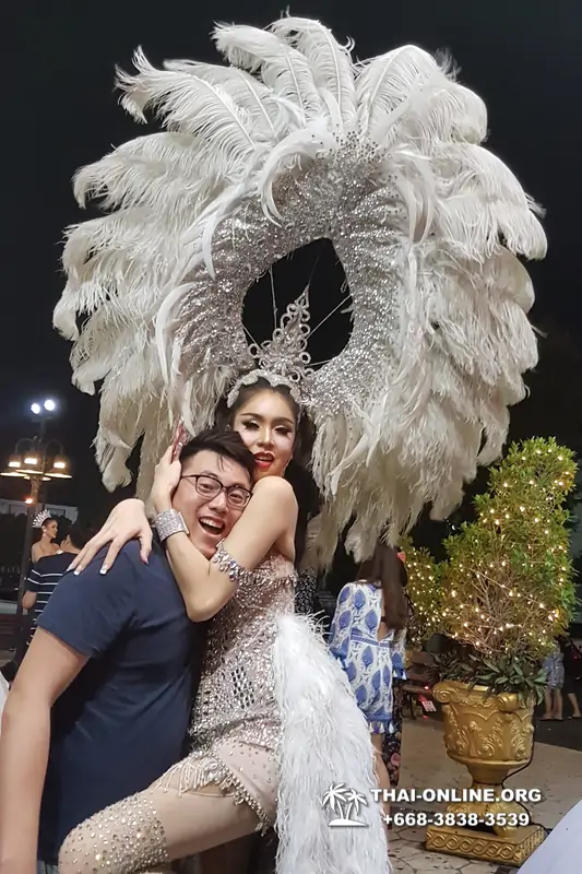 Tiffany's Cabaret Show Pattaya в Тайланде тур Seven Countries фото