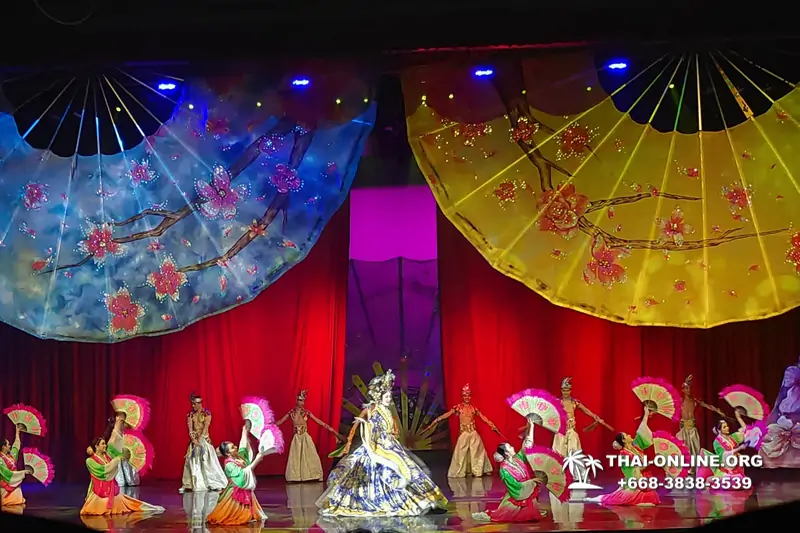 Tiffany's Cabaret Show Pattaya в Тайланде тур Seven Countries фото