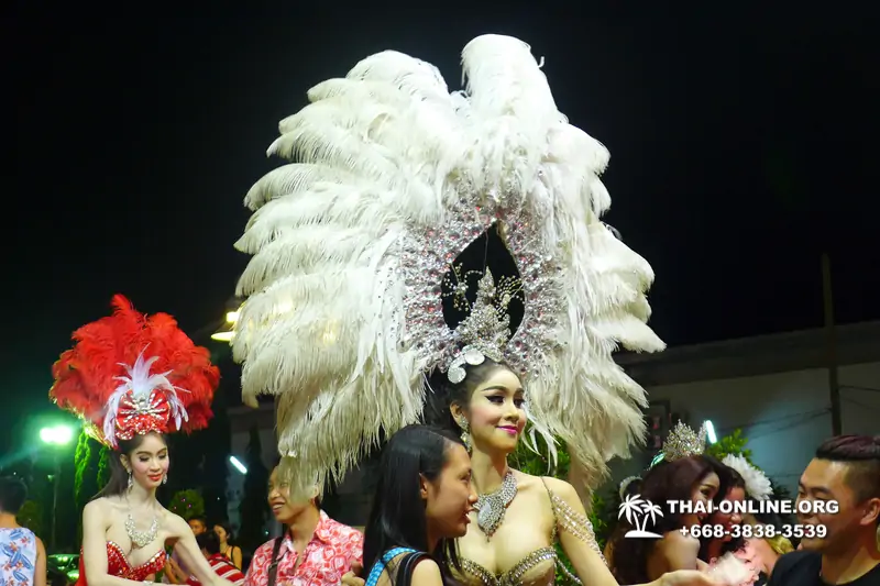 Tiffany's Cabaret Show Pattaya в Тайланде тур Seven Countries фото