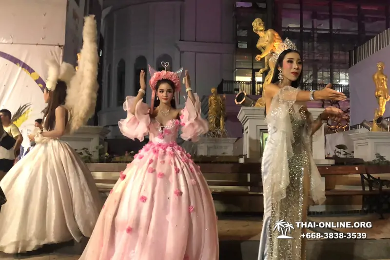 Tiffany's Cabaret Show Pattaya в Тайланде тур Seven Countries фото