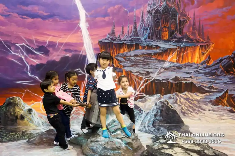 3D галерея "Art in Paradise" фото тура Seven Countries в Пат