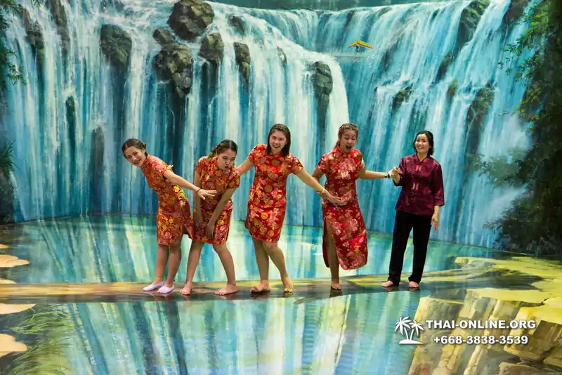 3D галерея "Art in Paradise" фото тура Seven Countries в Пат