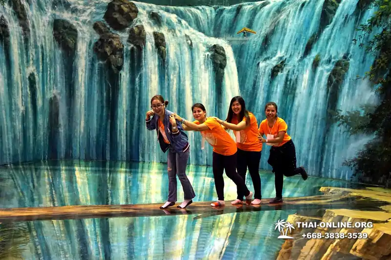 3D галерея "Art in Paradise" фото тура Seven Countries в Пат